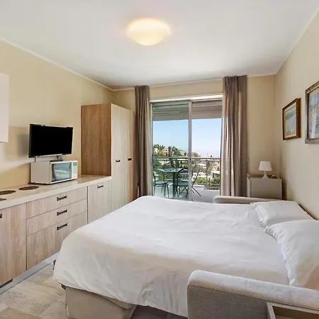 Modus Vivendi 104 Apartment