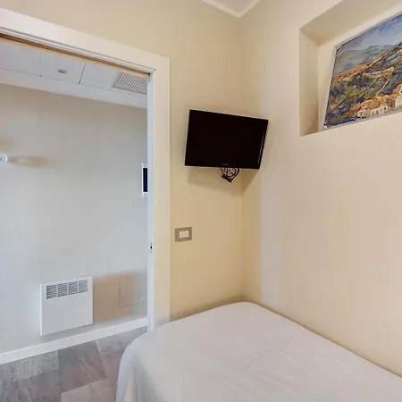 Modus Vivendi 104 Apartment Sanremo